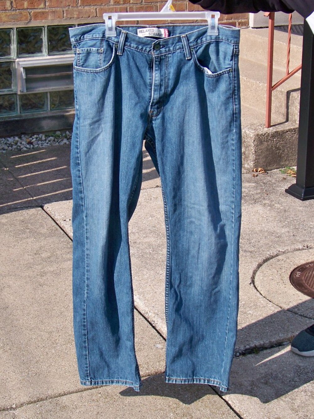 Vintage 559 Levi's Men's Jeans Relaxed Straight, 36 Waist 32 Length